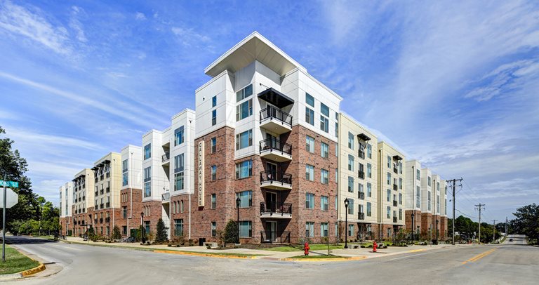 Callaway House Apartments - Student Housing - Norman, OK